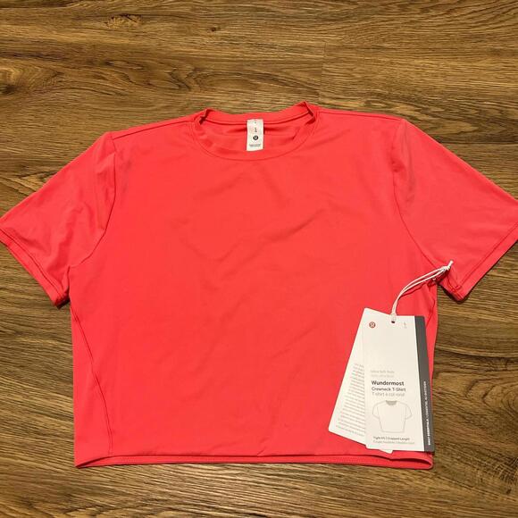 Lululemon Women's Pink Shirt - Picture 2 of 5